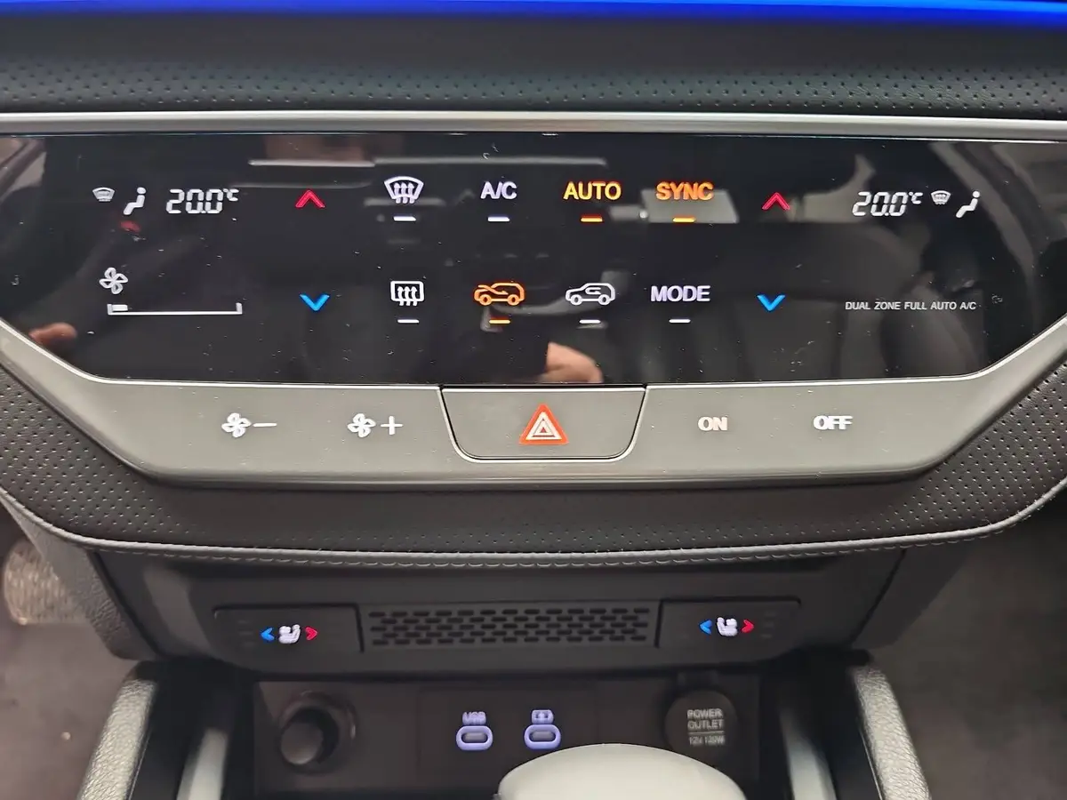 KGM MUSSO GRAND 2.2 DIESEL 4WD LUX AUTOMATIK ASSISTENZPAKET, LEDERAUSSTATTUNG