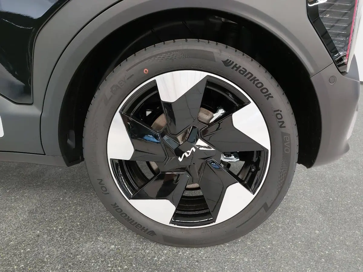 KIA EV2 61.0 KWH EARTH MJ27 4SITZE WINTER-CONNECT TECHN DRIVEWISE-PARK DESIGN