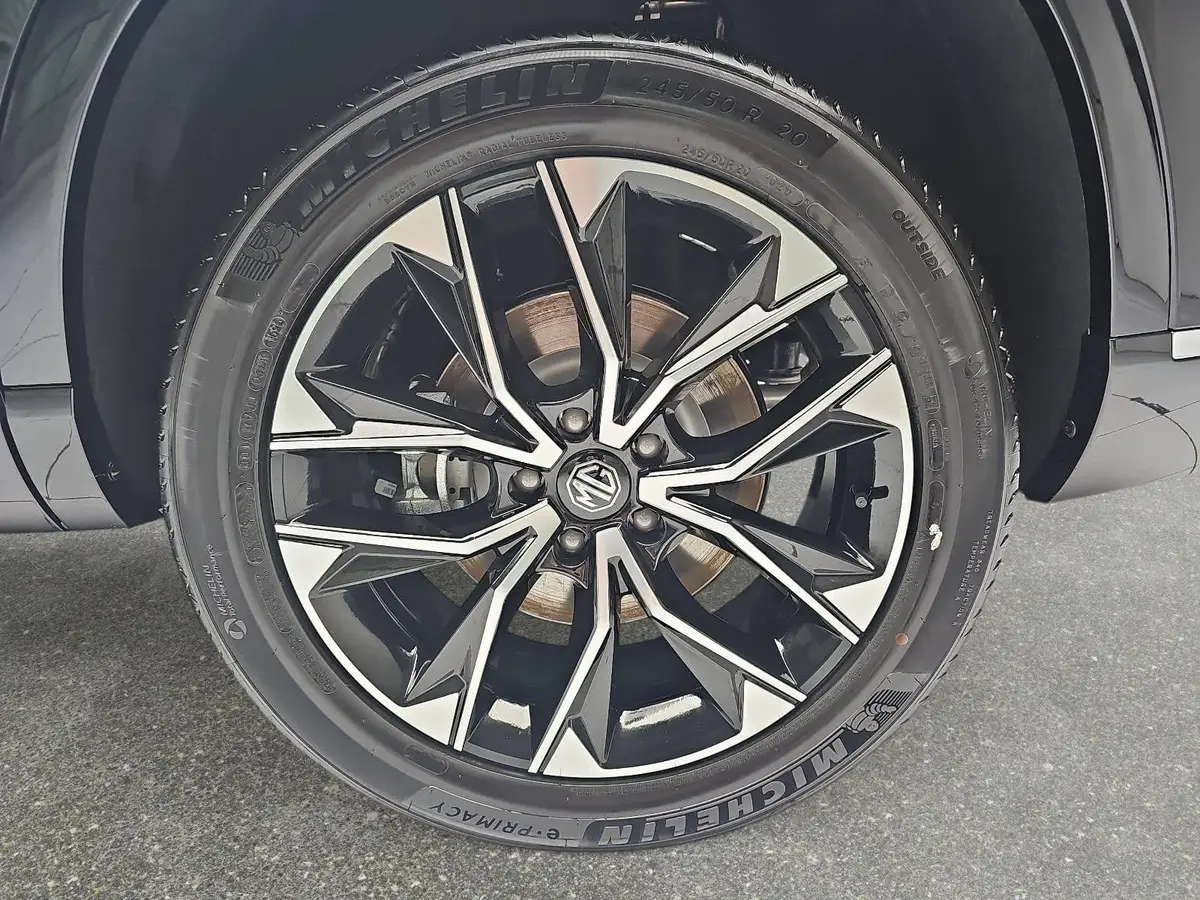 MG S9 PLUG-IN-HYBRID MY26 PREMIUM