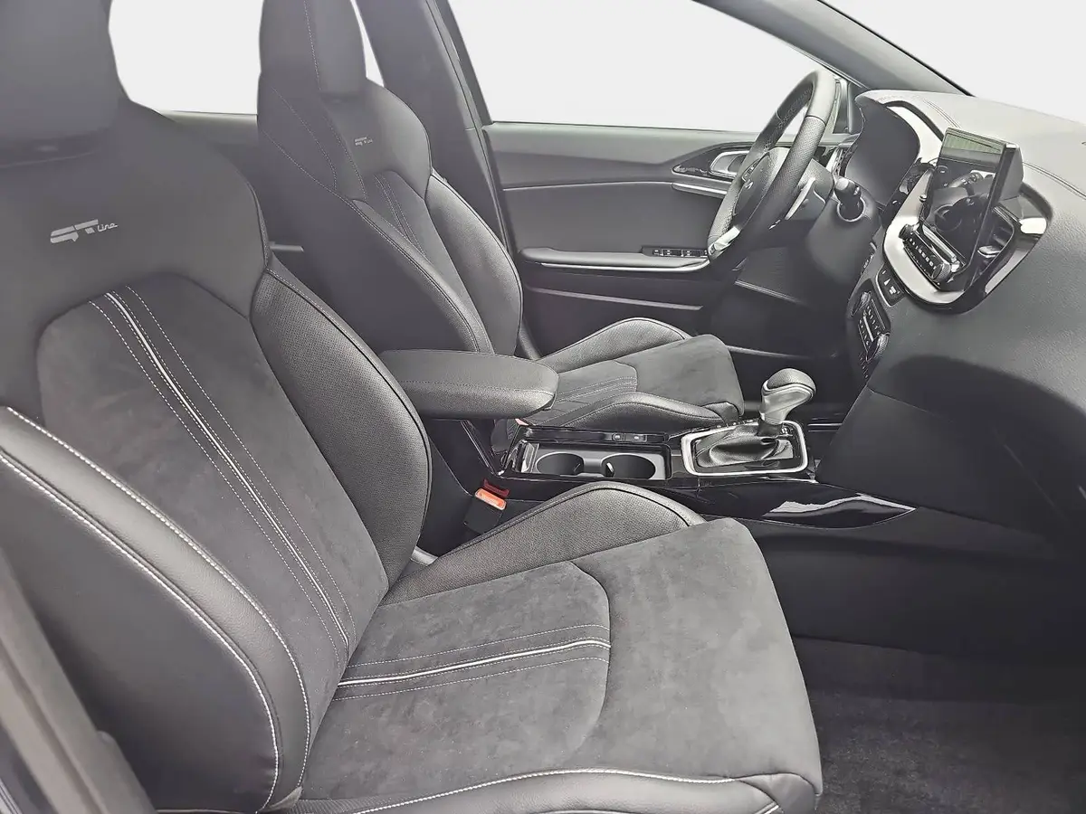 KIA XCEED 1.6 T-GDI 180 DCT GT-LINE MJ26 LEDER GLASDACH