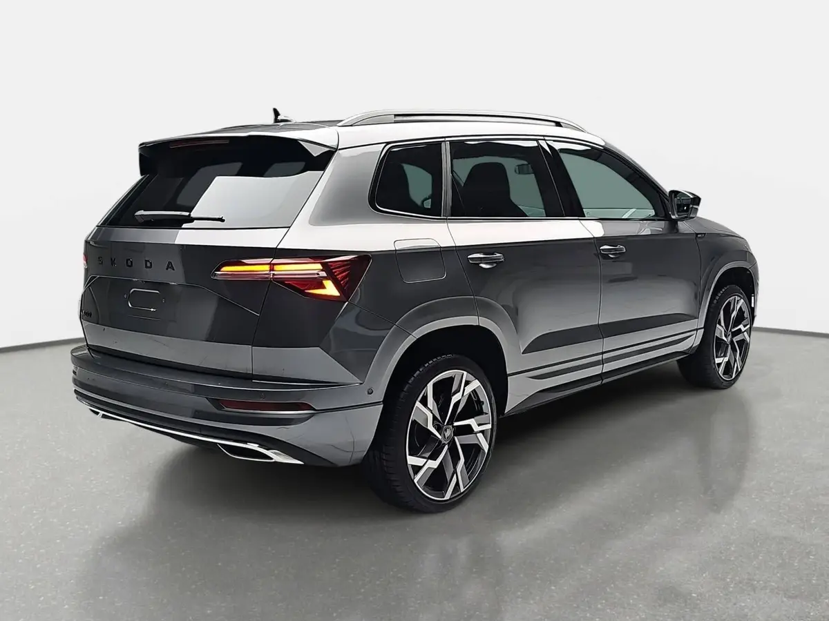 SKODA KAROQ 1.5 TSI DSG SPORTLINE NAVI LED ACC PANO WINTER KA