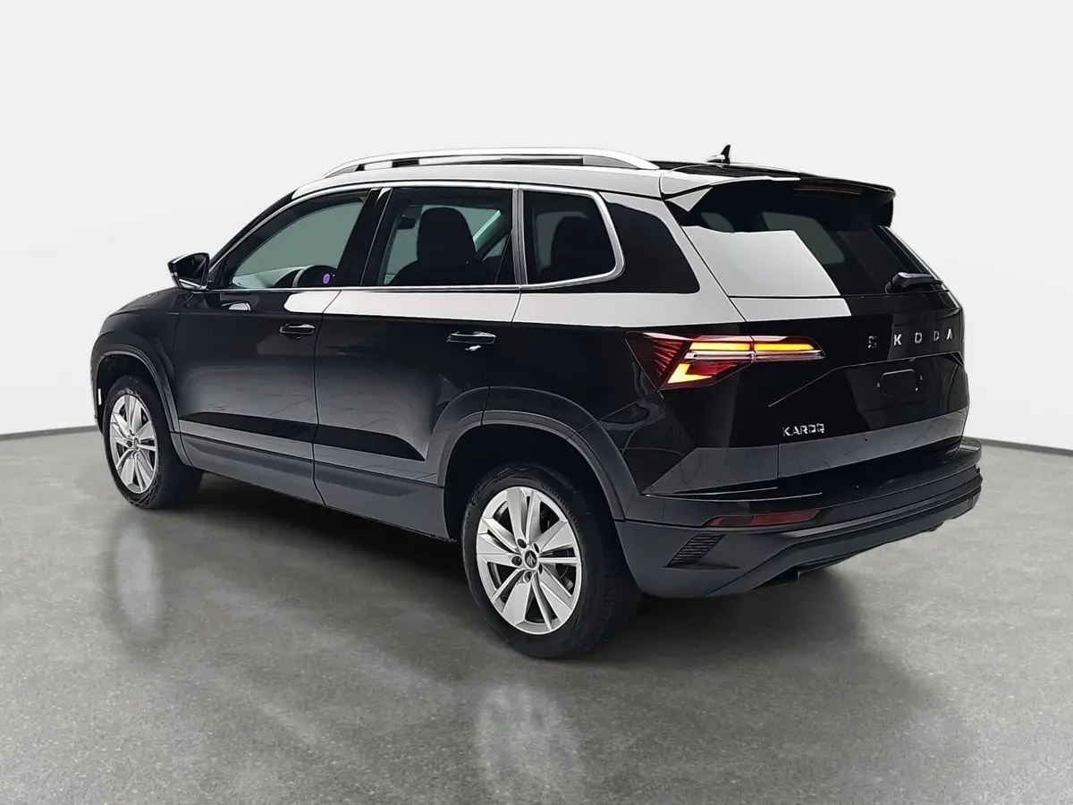 SKODA KAROQ 2.0 TDI DSG DRIVE NAVI LED AHK LM