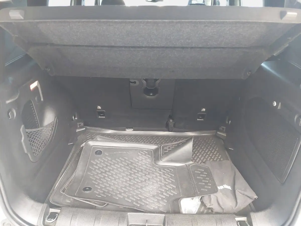 JEEP RENEGADE 1.3 T-GDI 2WD LIMITED DDCT 8FACH