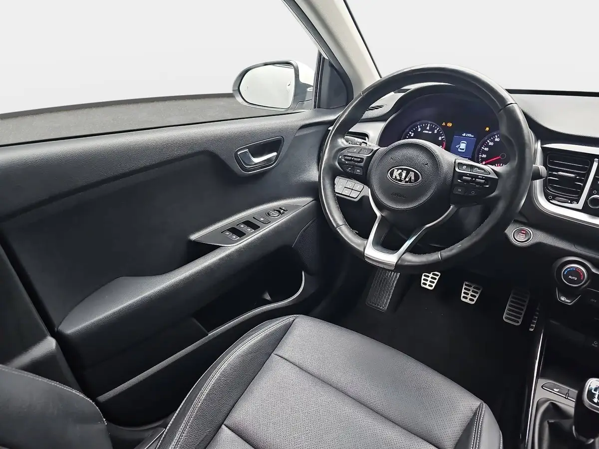 KIA STONIC 1.0 T-GDI PLATINUM EDITION