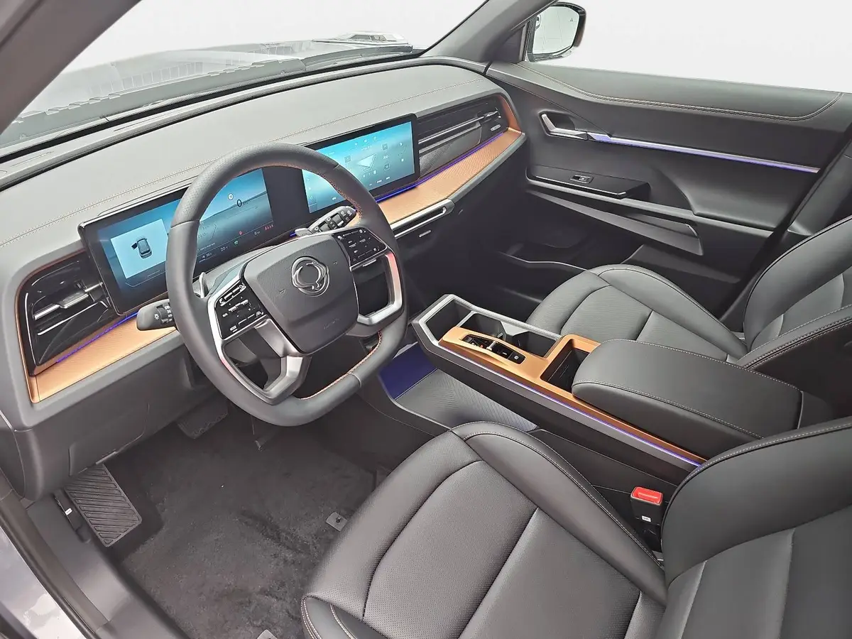 KGM TORRES EVX 73.4 KWH 2WD BLISS