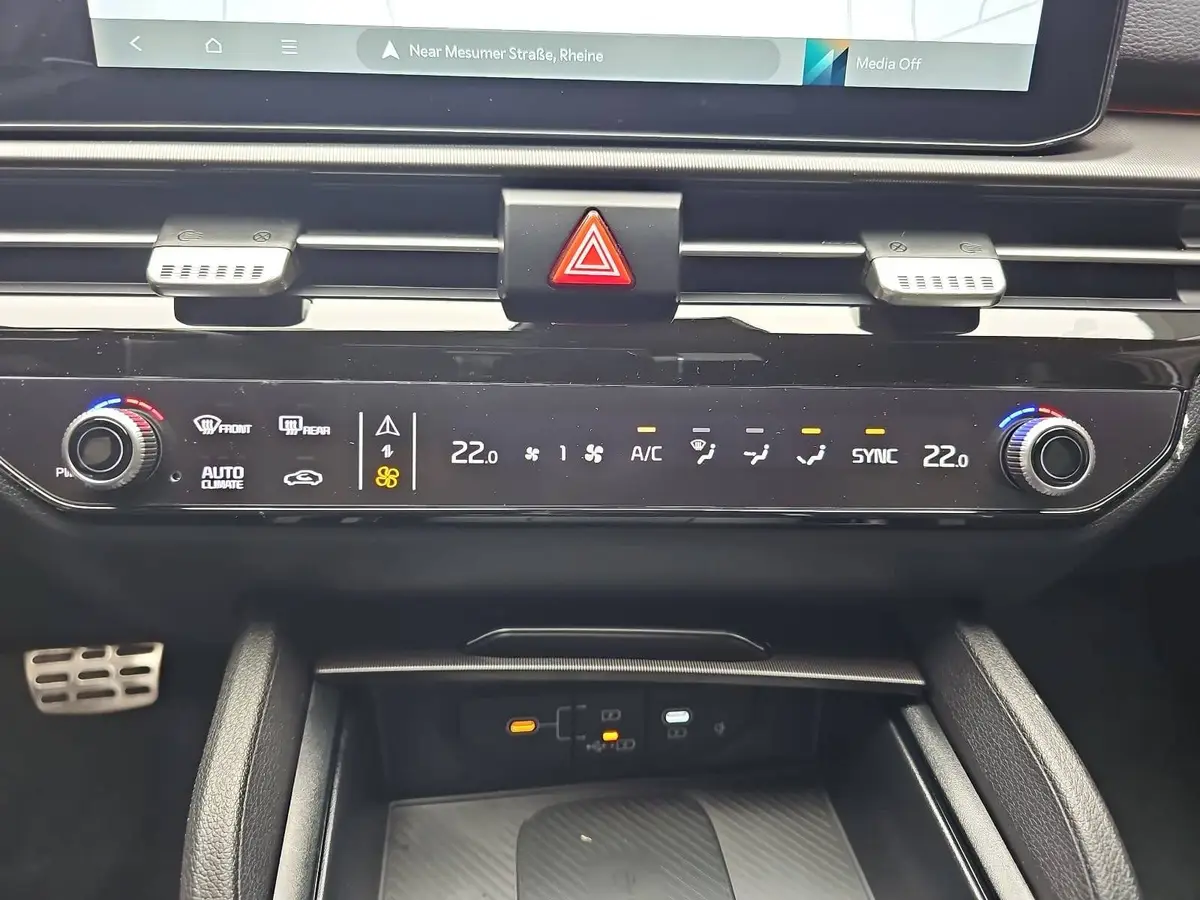 KIA SPORTAGE 1.6 T-GDI 150 2WD DCT GT-LINE MJ26 DRIVEWISE GLASDACH SOUND