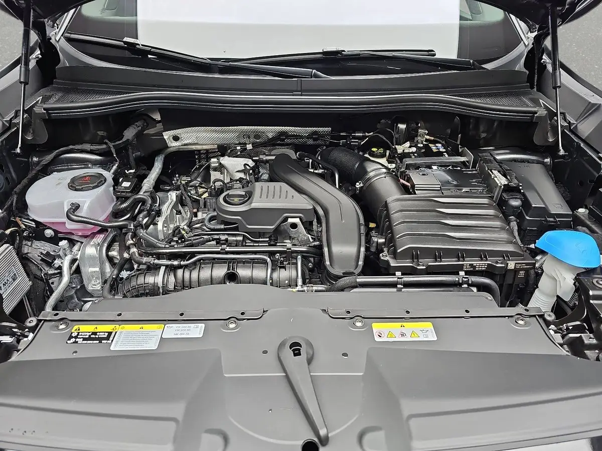 SKODA KODIAQ 1.5 DSG SPORTLINE NAVI LED ACC WINTER KAMERA AHK L