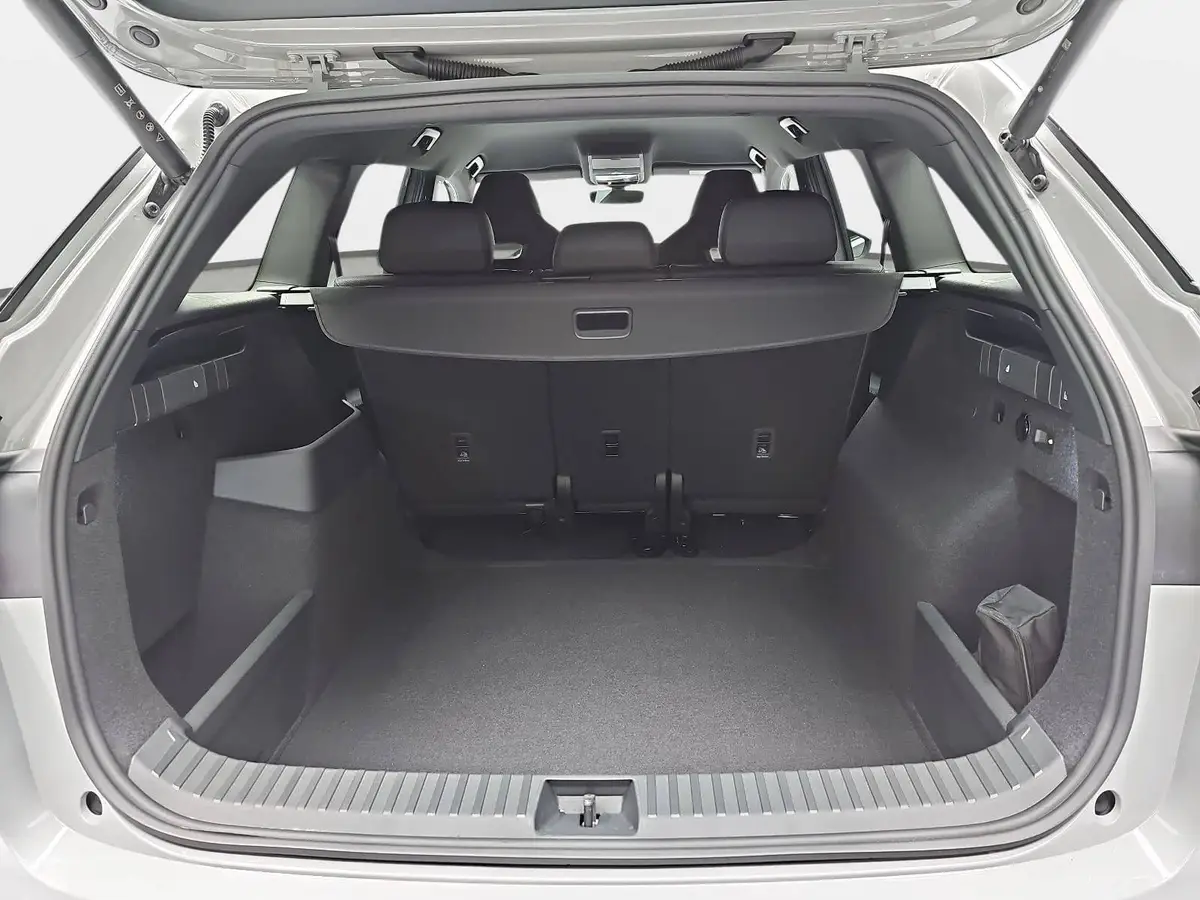 SKODA KODIAQ 1.5 TSI DSG SPORTLINE NAVI LED ACC WINTER KAMERA A