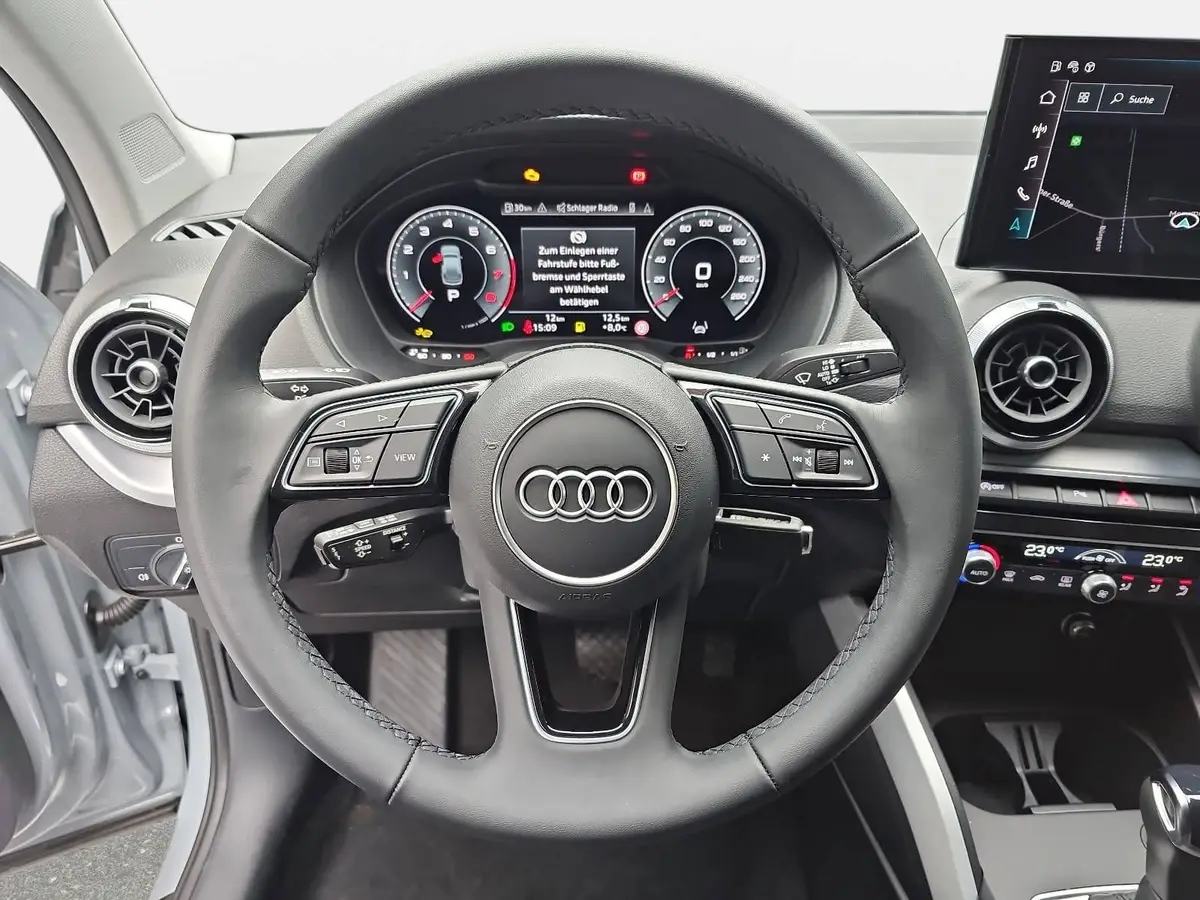 AUDI Q2 35 TFSI S-TRONIC S LINE NAVI LED ACC EL.HECKKL. WI