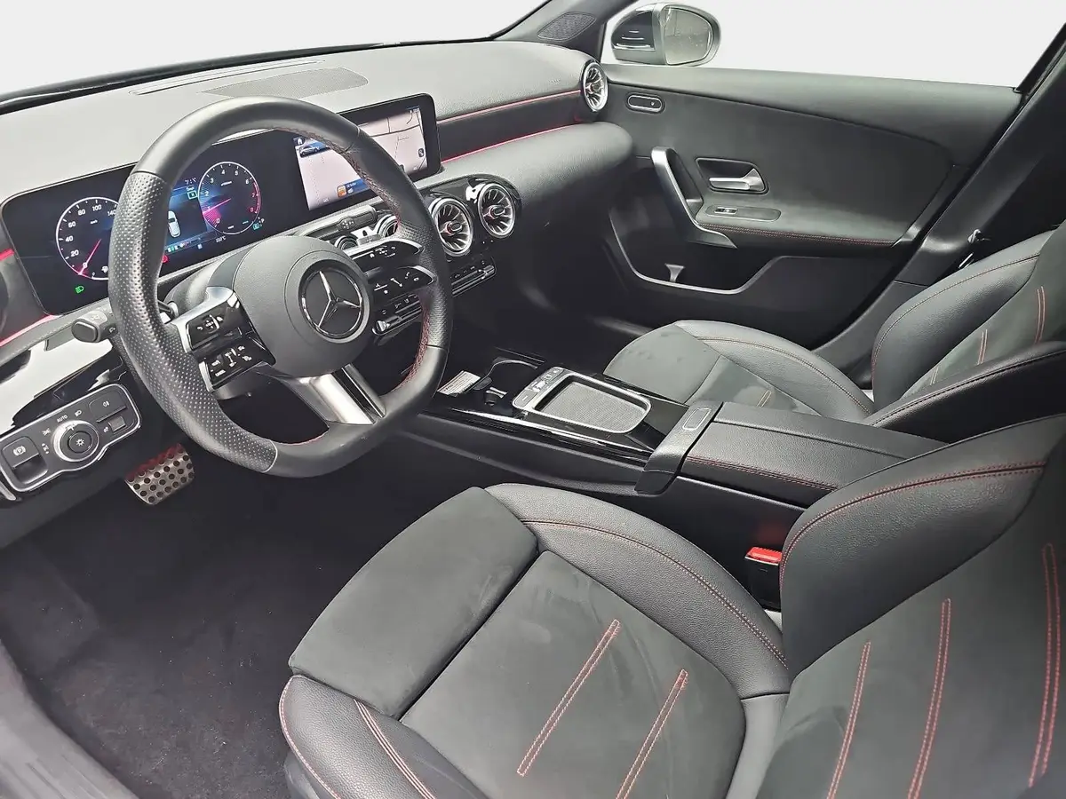 MERCEDES-BENZ A 180 DCT AMG LINE NAVI LED MBUX WINTER KAMERA LM18