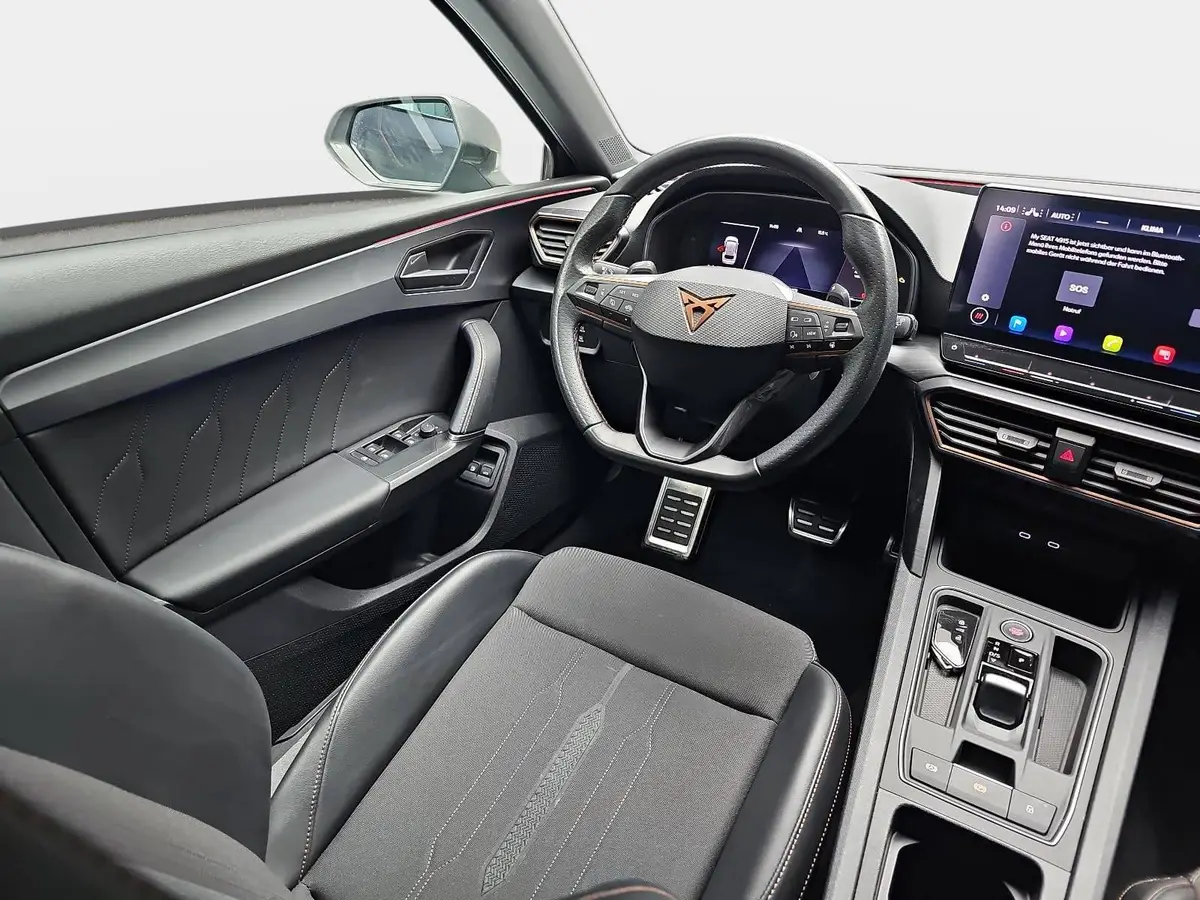 CUPRA LEON ST 1.4 E-HYBRID DSG NAVI MARIX KAMERA