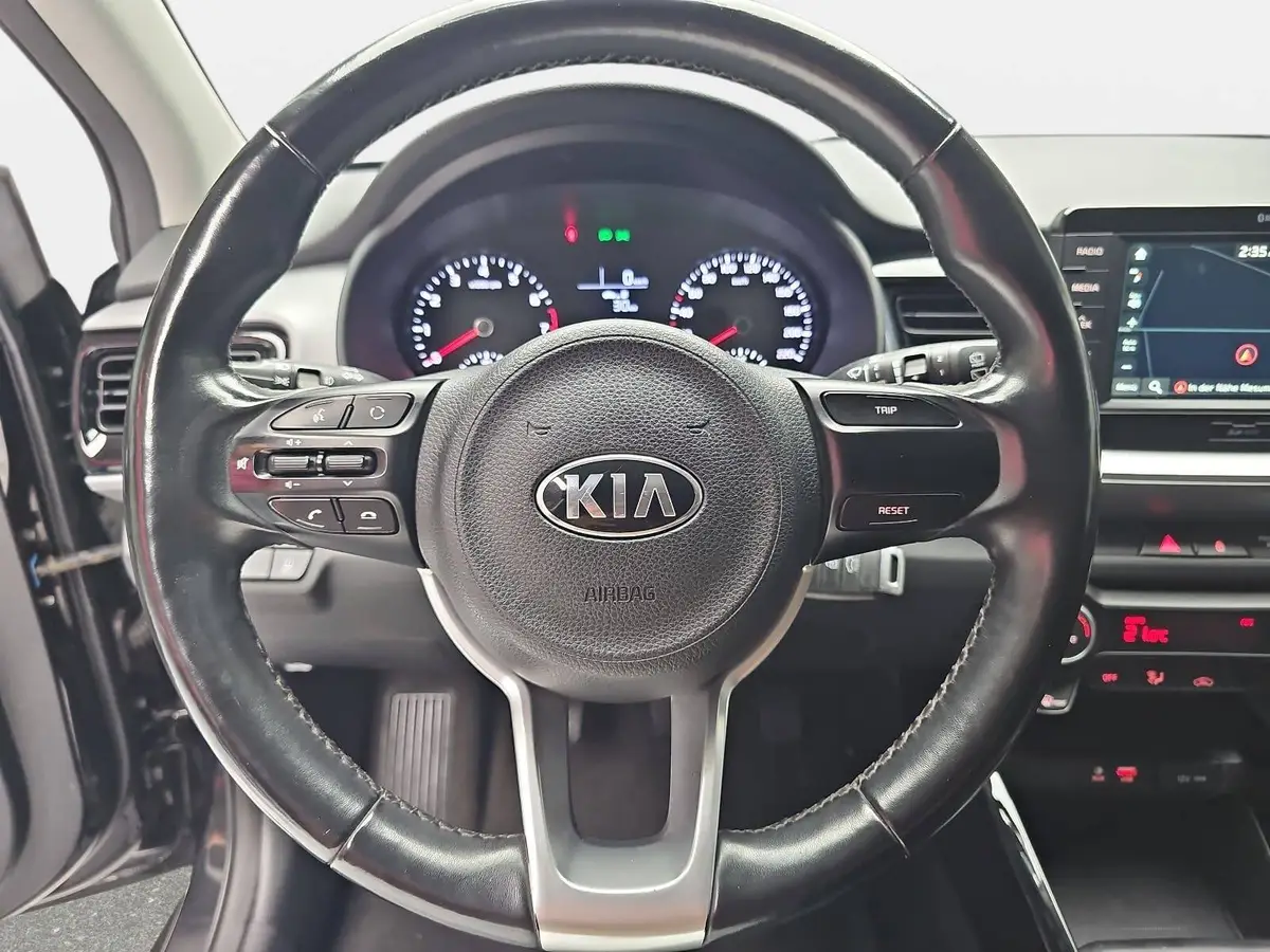 KIA STONIC 1.4 VISION NAVI KAMERA LM17