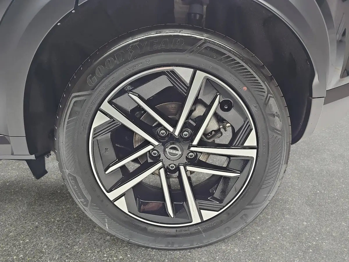 NISSAN JUKE 1.6 HYBRID AUTO. N-CONNECTA WINTER FRONTSCHEIBENHEIZUNG