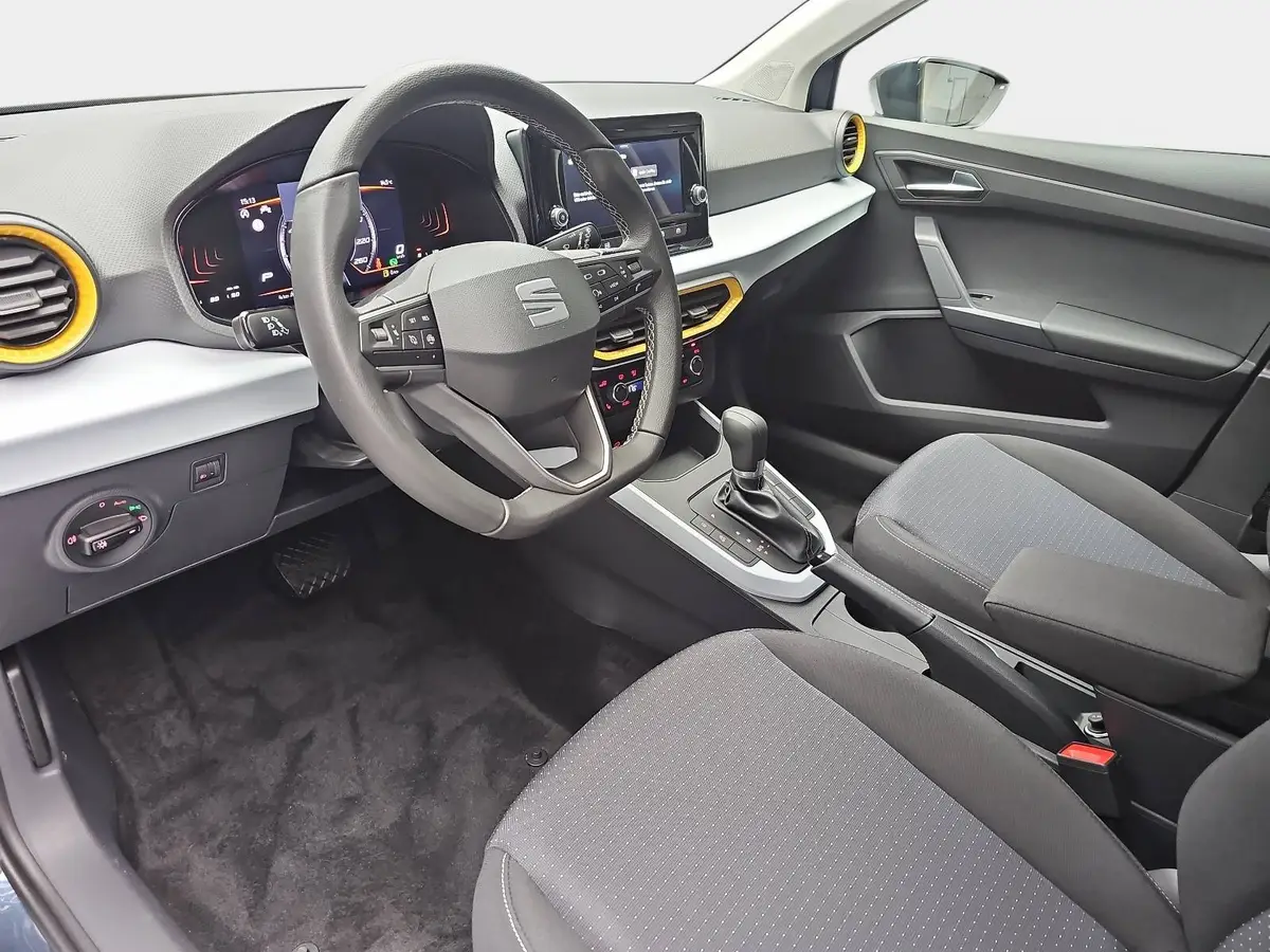 SEAT ARONA 1.0 TSI DSG STYLE LED KLIMAAUTO SMARTLINK PDC LM16