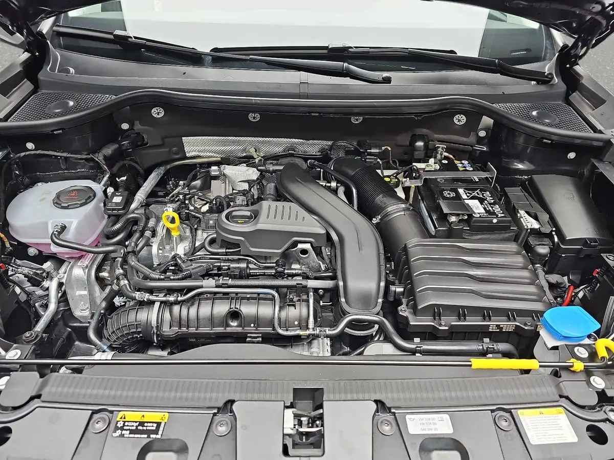 CUPRA ATECA 1.5 TSI DSG NAVI LED ACC PANO EL.HECKKLAPPE KAMERA