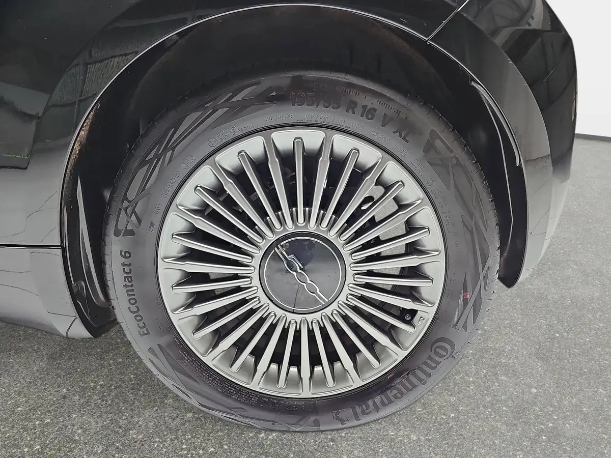 FIAT 500E ELEKTRO 42 KWH 3+1 ICON