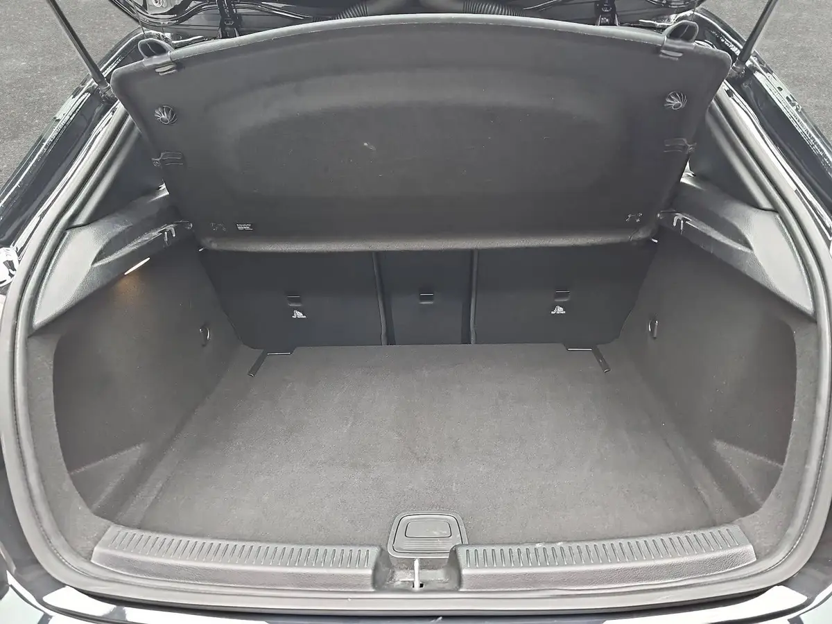 MERCEDES-BENZ A 180 DCT AMG LINE NAVI LED MBUX WINTER KAMERA LM18