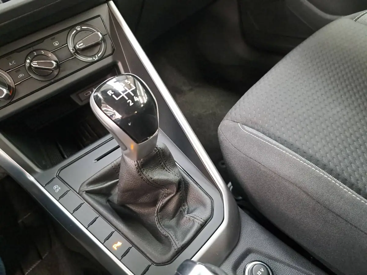 VW POLO 1.0 TSI LIFE LED KLIMA APP-CONNECT SICHT PDC KAMER