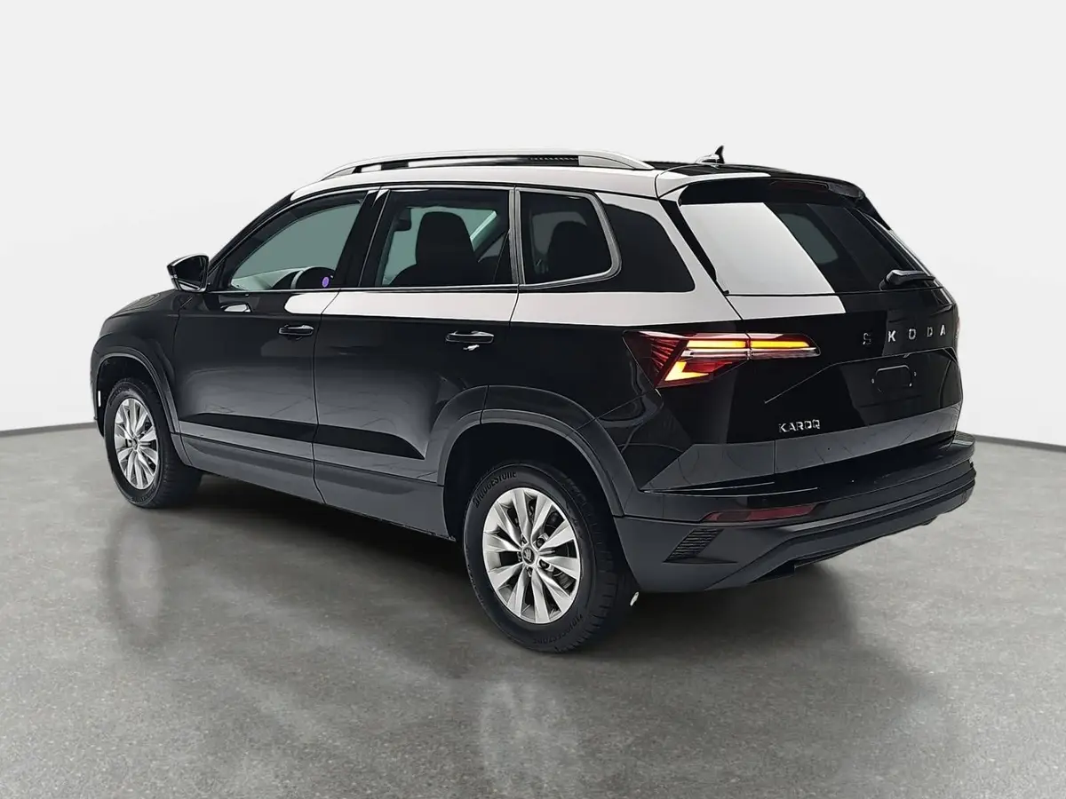 SKODA KAROQ 1.5 TSI DSG 130 JAHRE LED DAB SICHT WINTER EL.HECK
