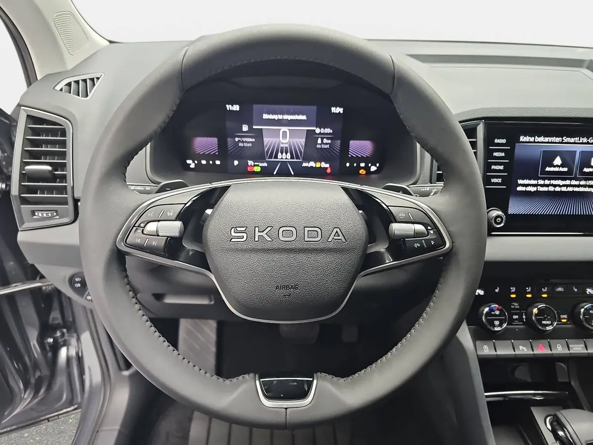 SKODA KAROQ 1.5 TSI DSG 130 JAHRE LED KAMERA AHK