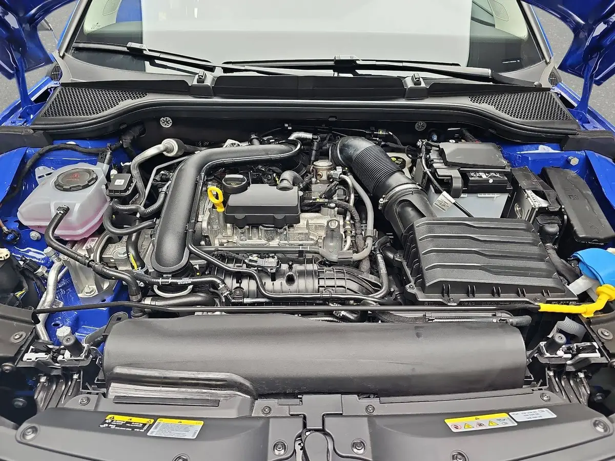 SKODA KAMIQ 1.0 TSI CLASSIC LED KLIMAAUTO PDC