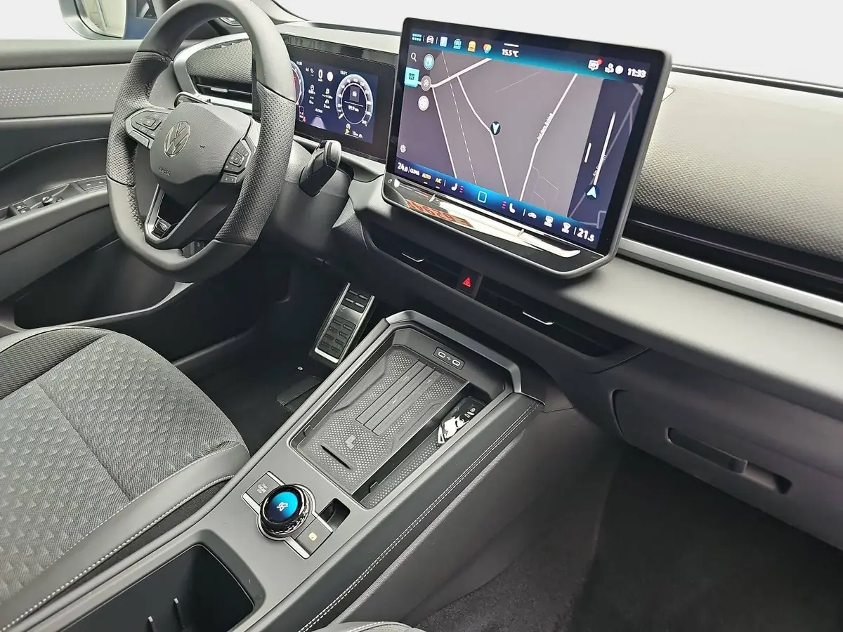 VW T-ROC 1.5 ETSI DSG R-LINE MATRIX AHK LM19