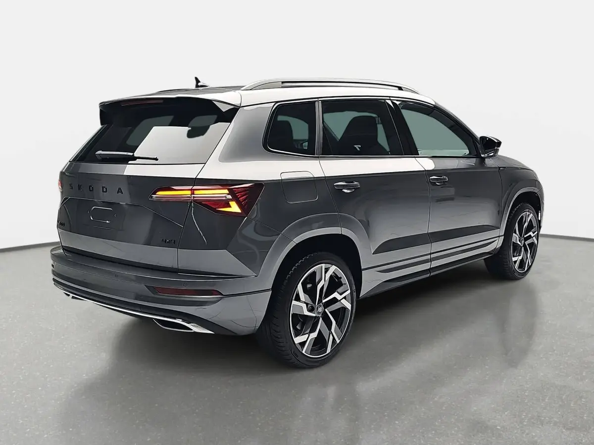 SKODA KAROQ 2.0 TSI DSG SPORTLINE 4X4 NAVI LED