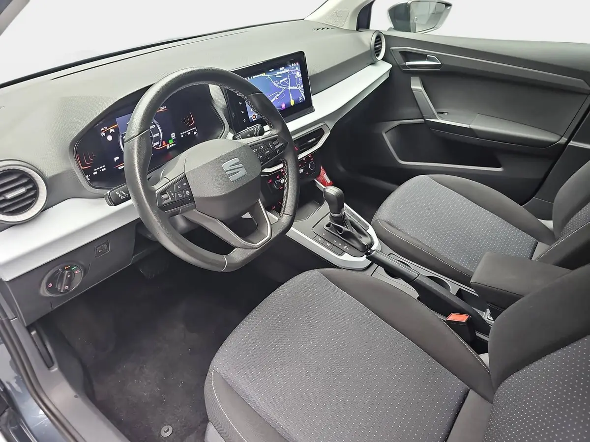 SEAT ARONA 1.0 TSI DSG STYLE NAVI LED PDC LM