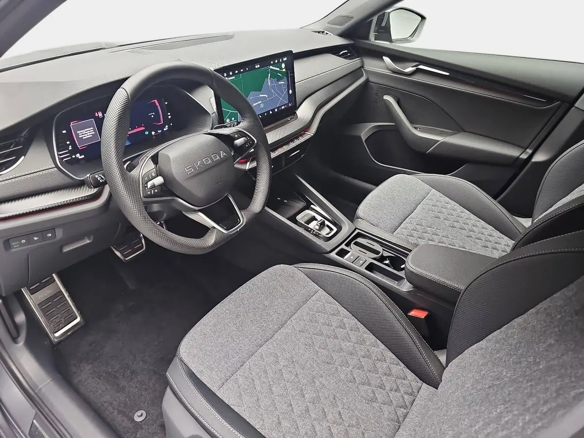 SKODA OCTAVIA COMBI 2.0 TDI DSG SPORTLINE NAVI LED