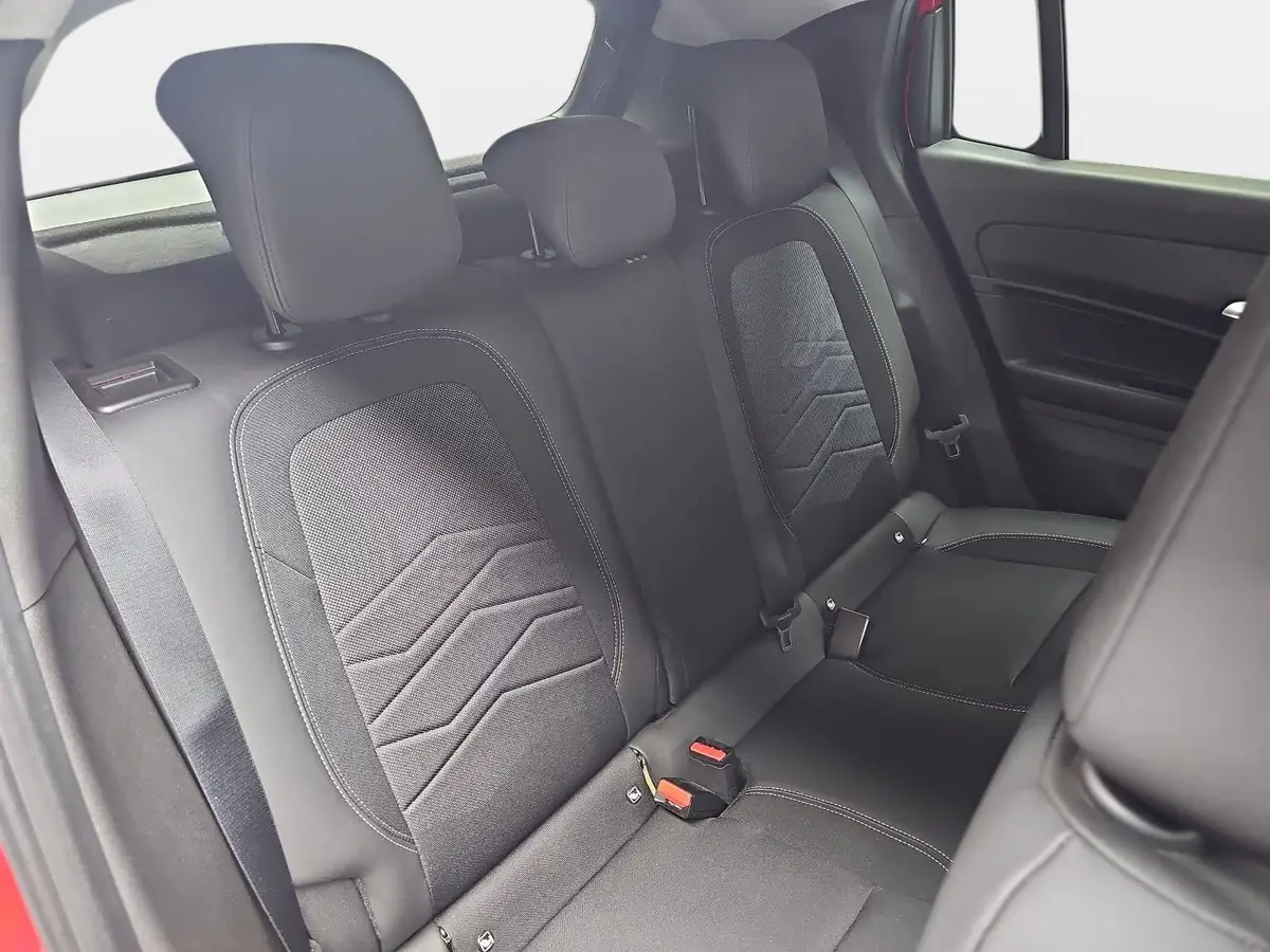 JEEP AVENGER AUTO. 51KWH ALTITUDE LED ACC KAMERA