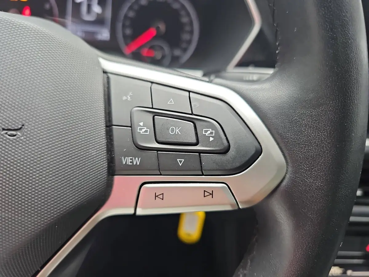 VW T-CROSS 1.0 TSI STYLE NAVI LED ACC KAMERA LM17