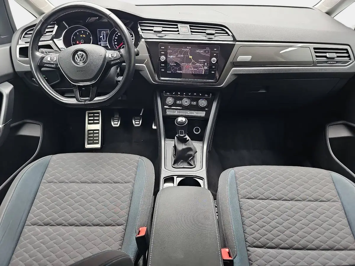 VW TOURAN 1.0 TSI IQ.DRIVE NAVI 7-SITZE LM16