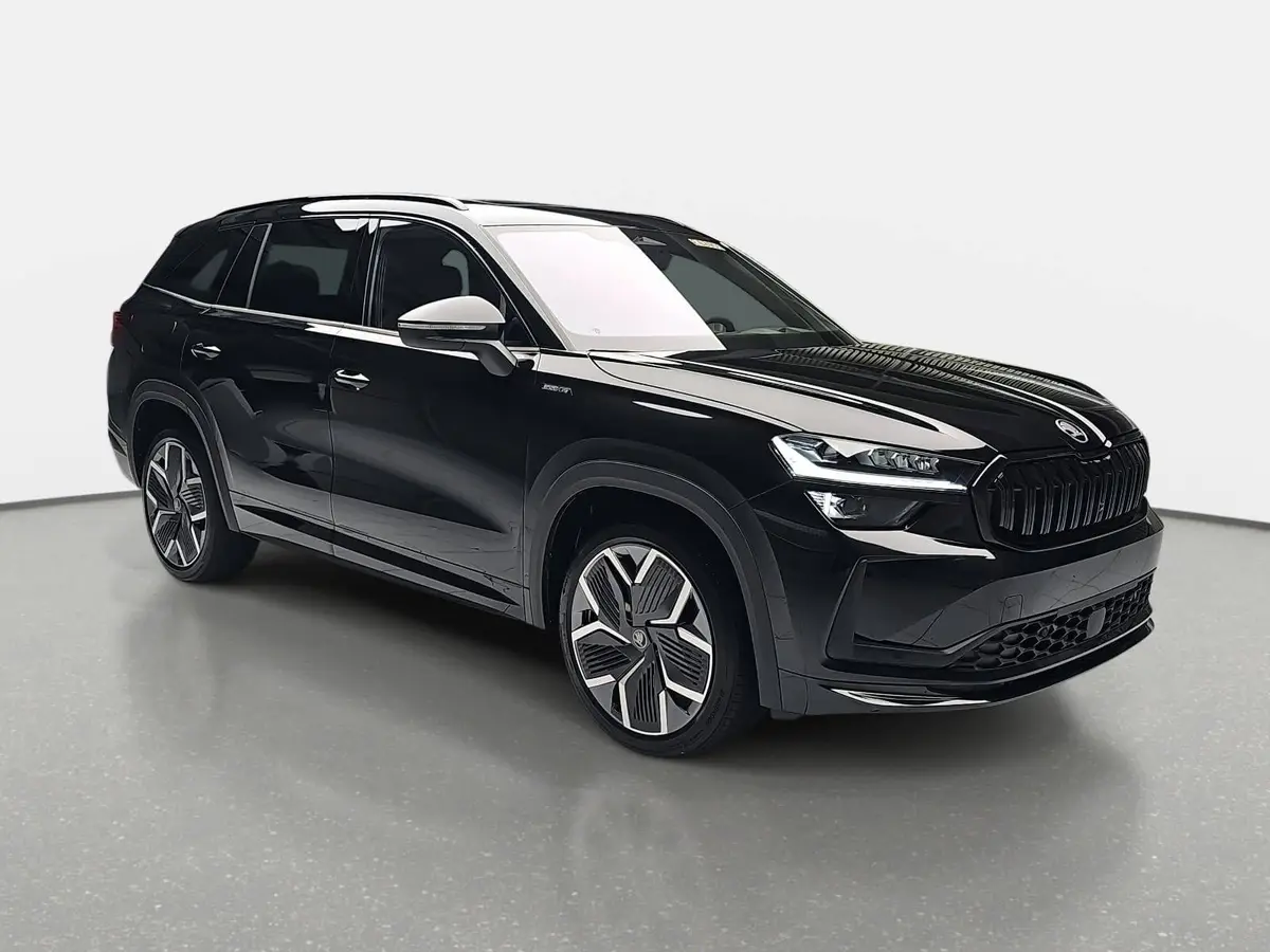 SKODA KODIAQ 1.5 TSI DSG IV PHEV SPORTLINE AHK PANO LM