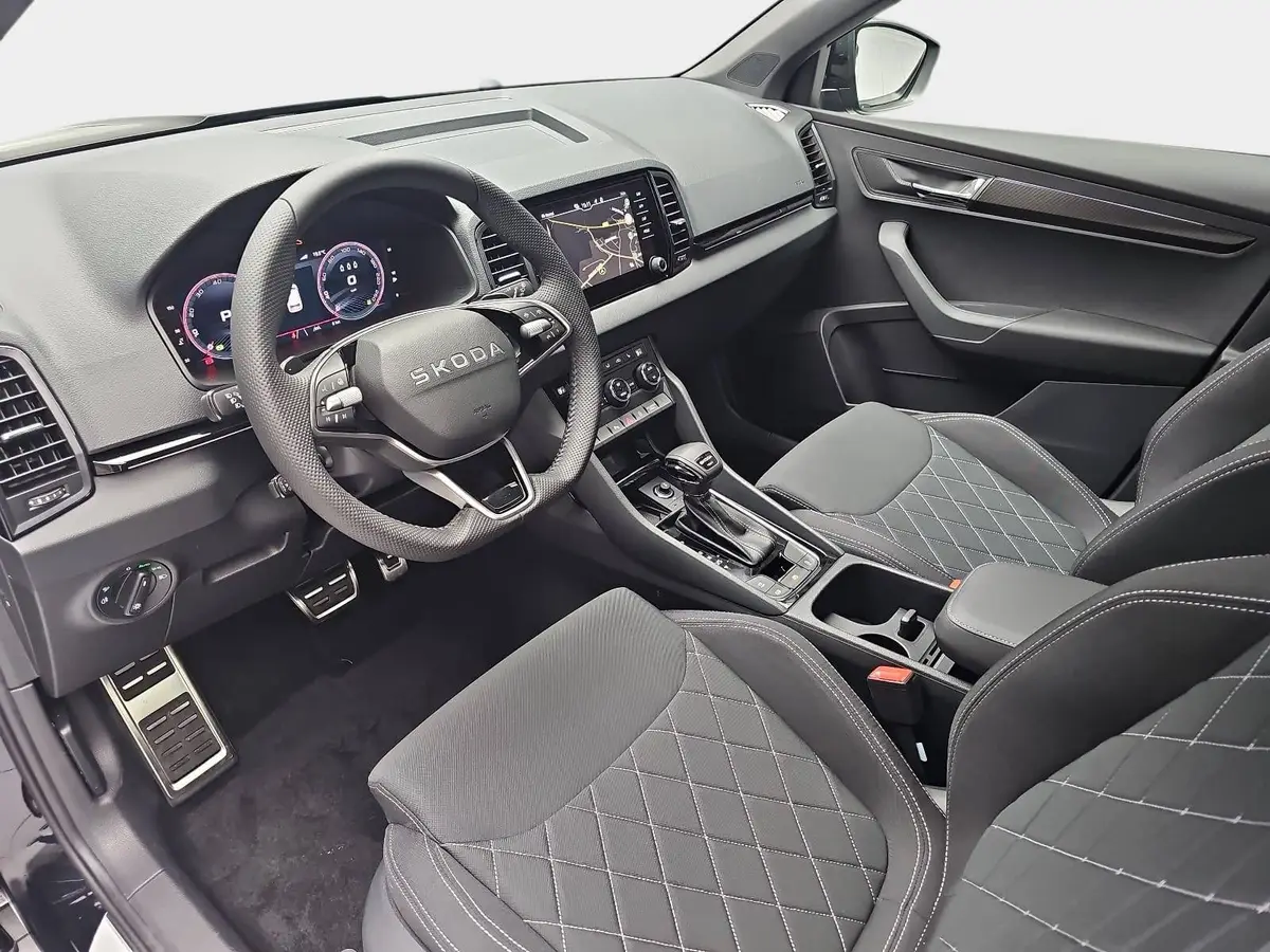 SKODA KAROQ 2.0 TDI DSG SPORTLINE 4X4 NAVI LED