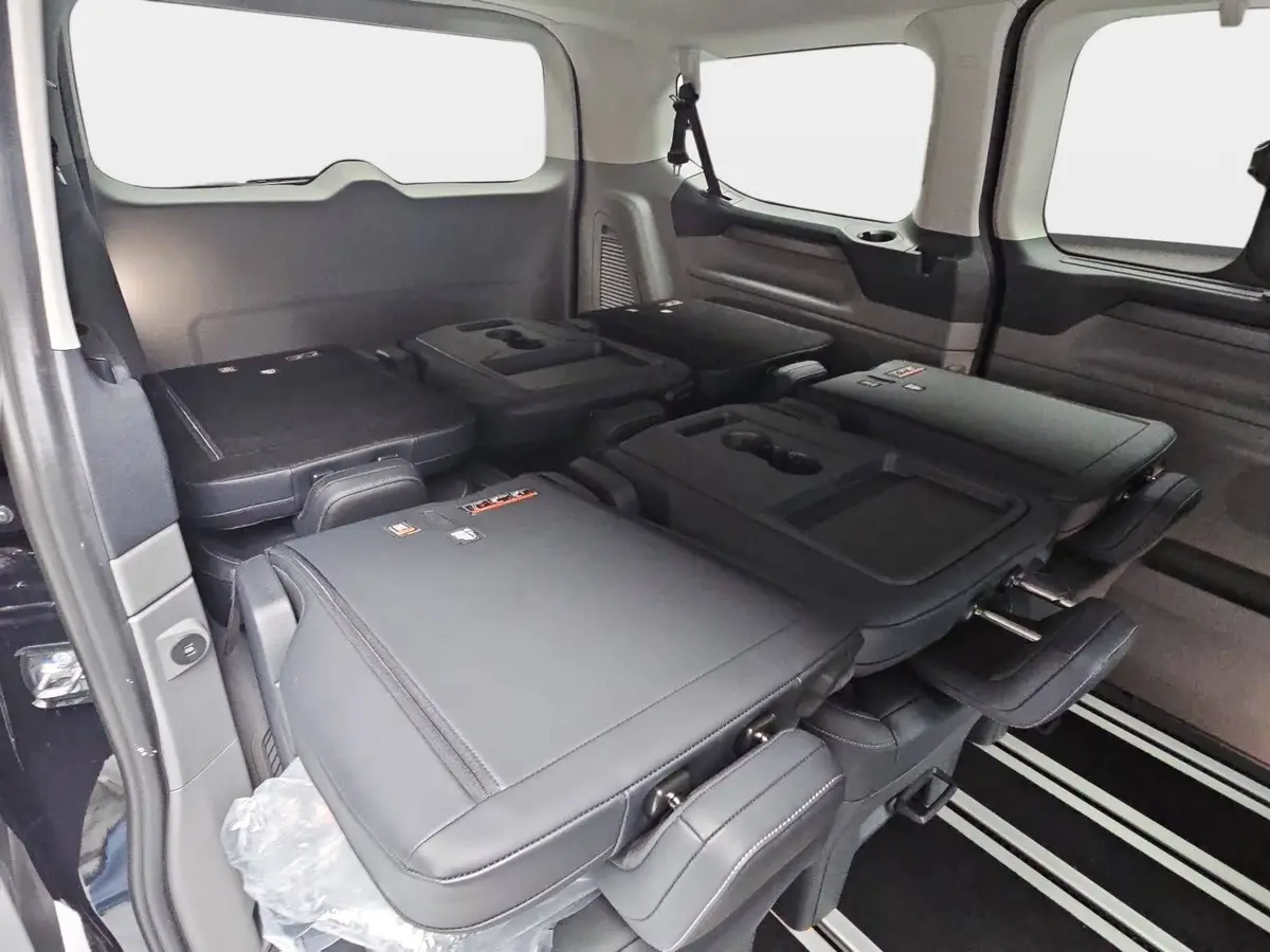 FORD TOURNEO CUSTOM 2.0 ECOBLUE AUTO. L1 TITANIUM X NAVI LED AHK