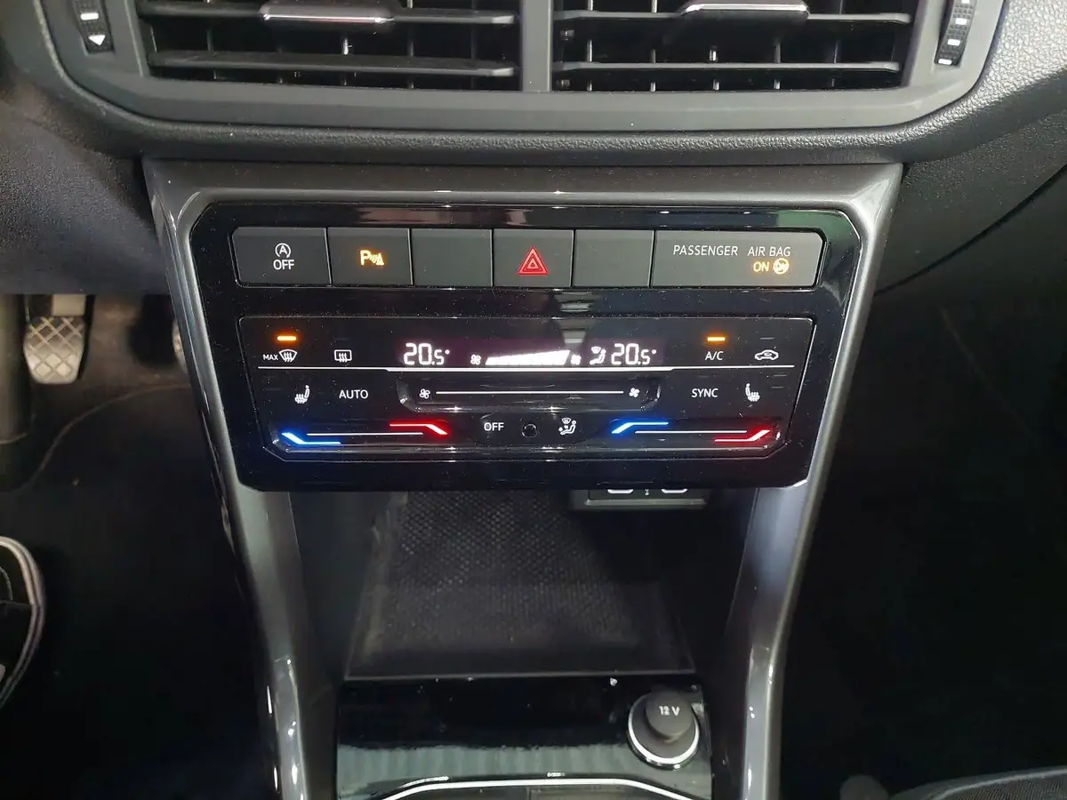 VW T-CROSS 1.0 TSI STYLE OPF NAVI LED ACC KAMERA LM17
