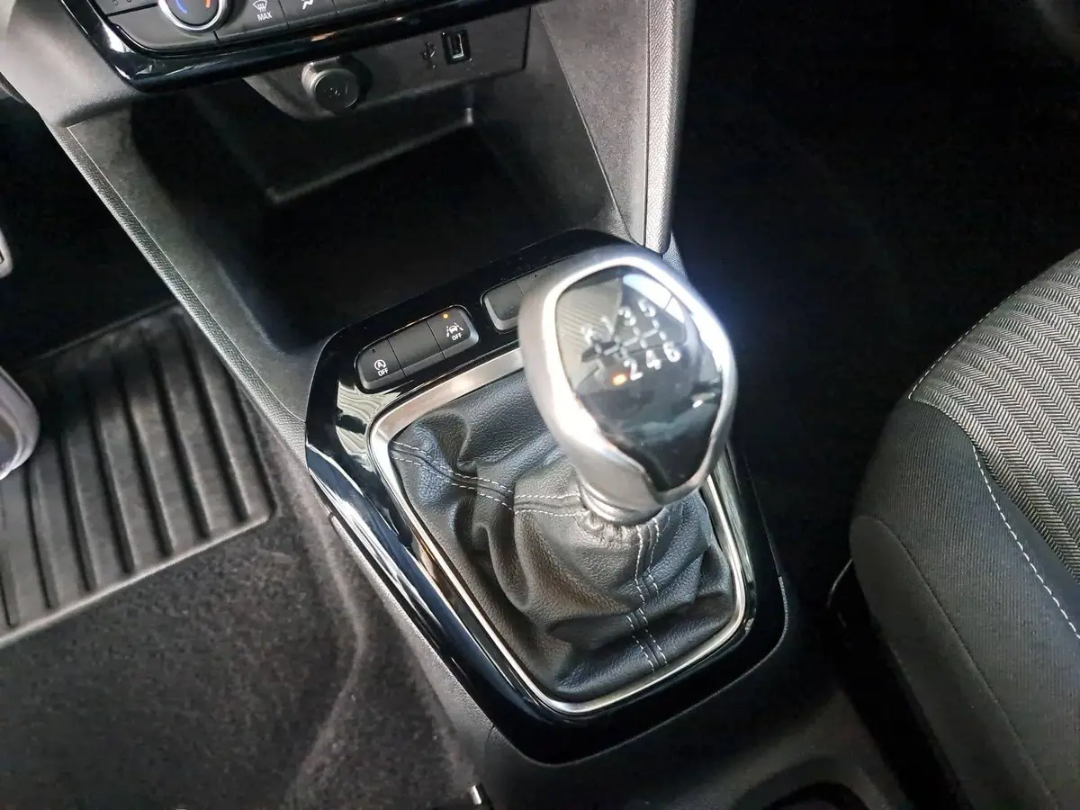 OPEL CORSA 1.2 TURBO EDITION