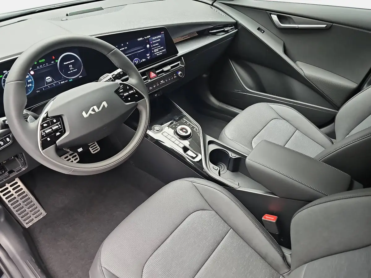 KIA NIRO 1.6 GDI PLUG-IN-HYBRID DCT SPIRIT LM18" TECHNOLOGIE RELAX