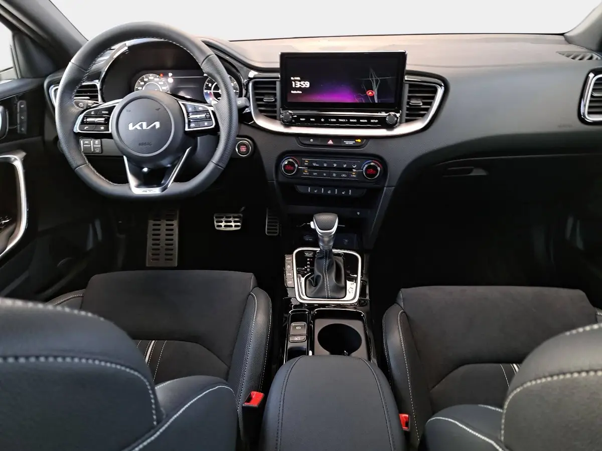 KIA CEED SW 1.5 T-GDI DCT7 GT-LINE TECHNOLOGIE LEDER PERFORMANCE