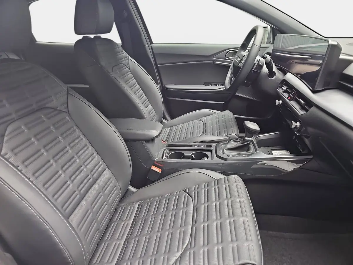 KIA XCEED 1.6 T-GDI 180 DCT SPIRIT MJ27 SOUND SITZ ADVANCED GLASDACH
