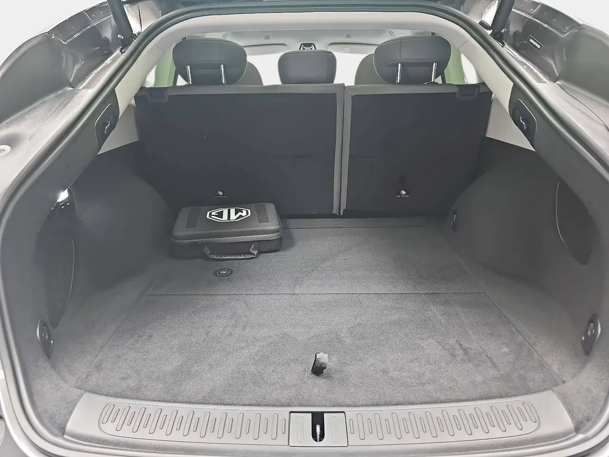 MG ANDERE EV 100 KWH MY26 PREMIUM AWD DRIVE PACK