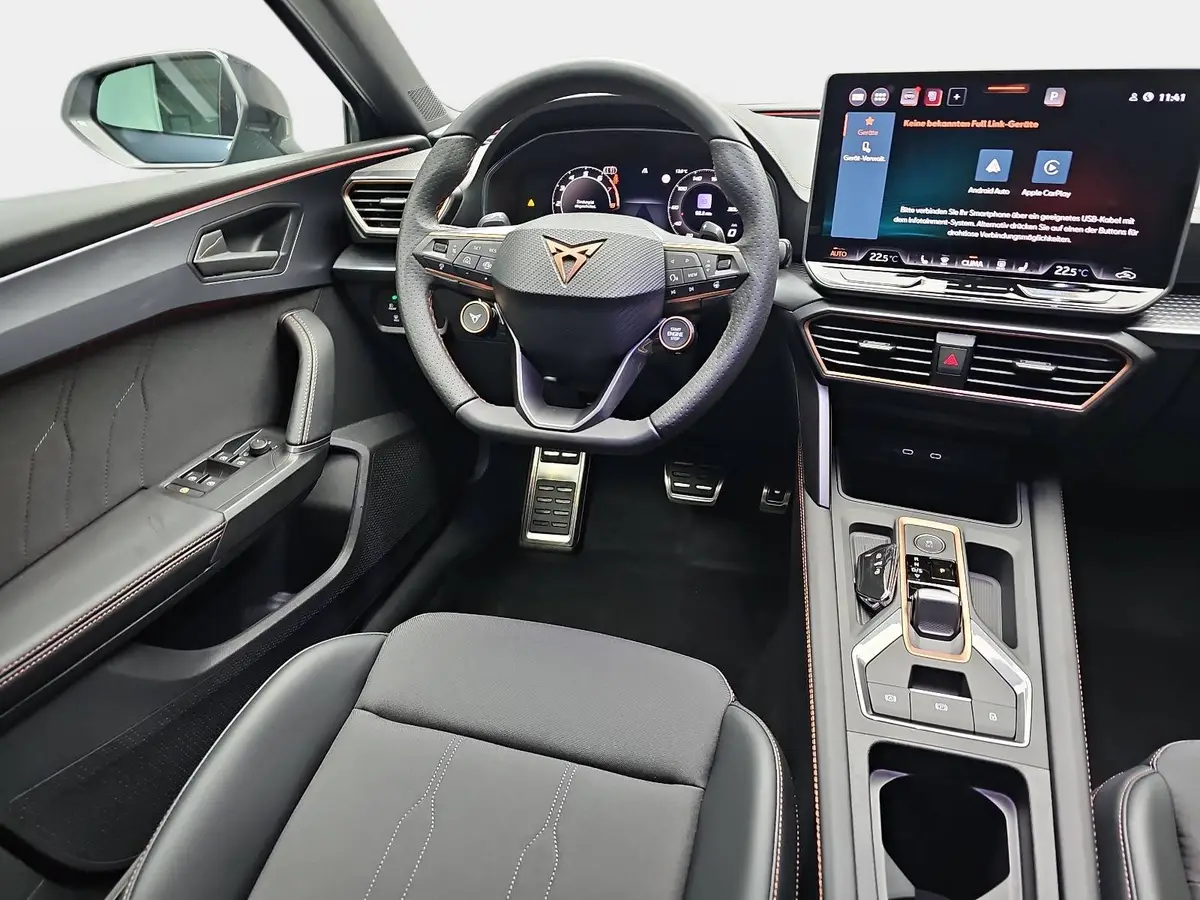 CUPRA LEON 1.5 ETSI DSG LED ACC DCC FULL-LINK WINTER PDC KAME