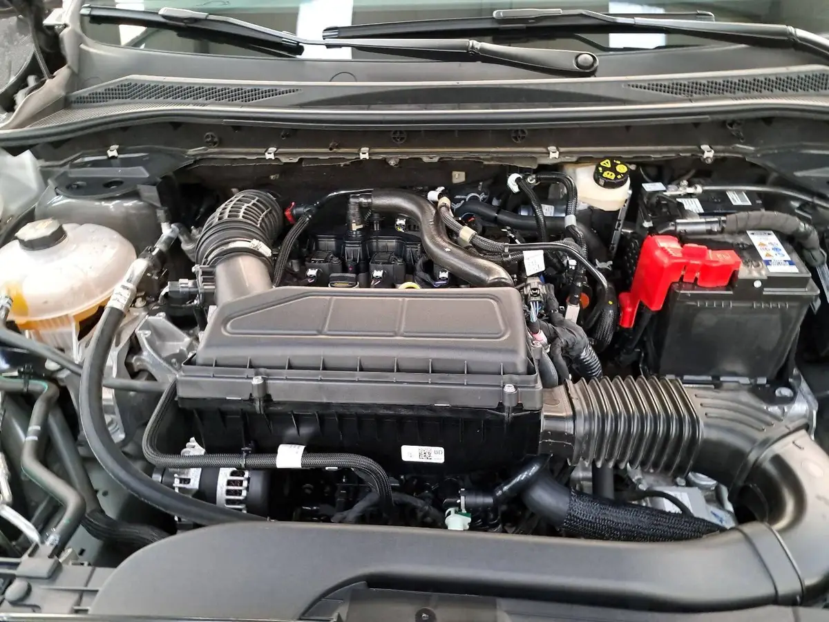 FORD KUGA 1.5 EB AUTO. ST-LINE NAVI LED KLIMAAUTO WINTER SIC