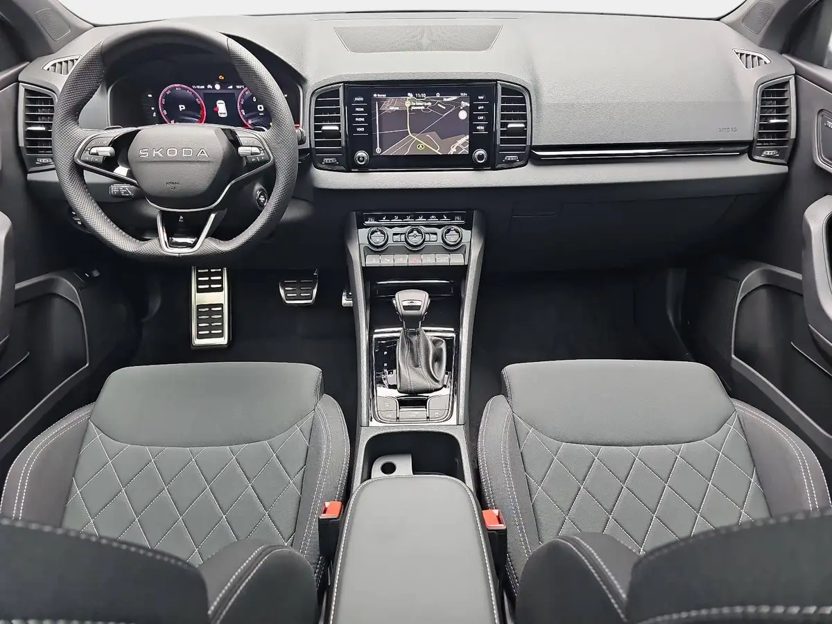 SKODA KAROQ 1.5 TSI DSG SPORTLINE NAVI LED-MATRIX PANO CANTON