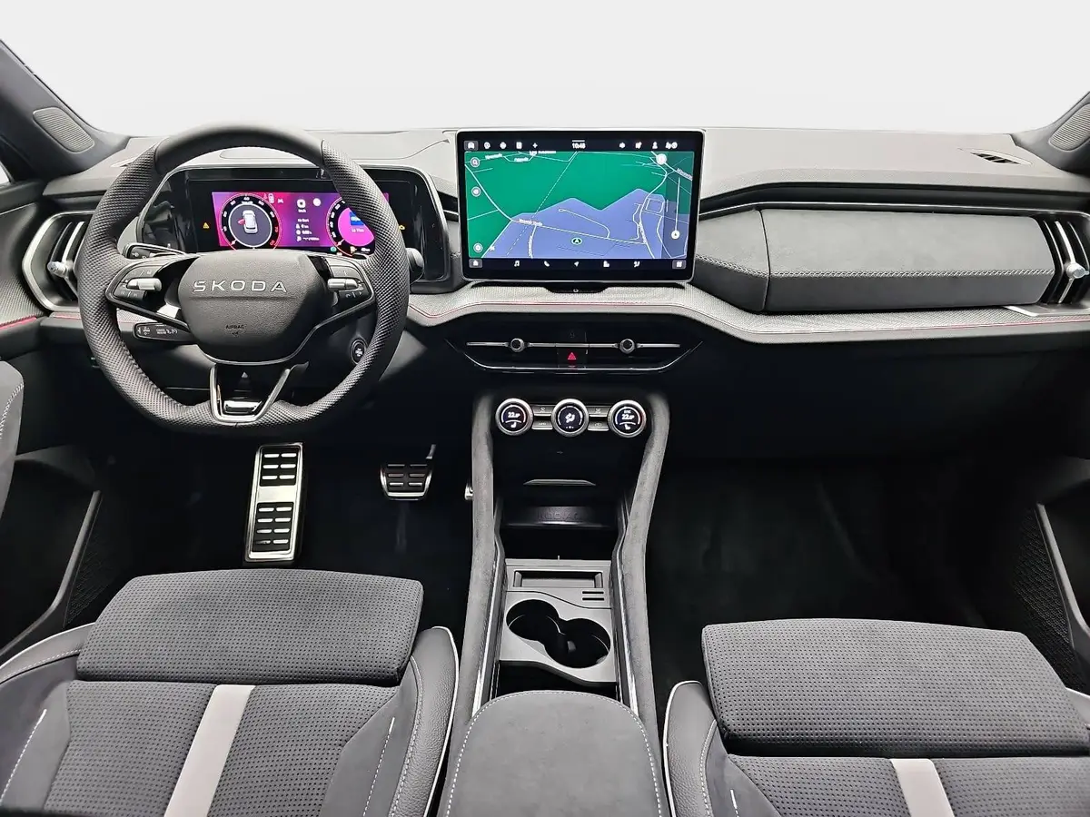 SKODA KODIAQ 2.0 TSI DSG SPORTLINE 4X4 PANO LED AHK