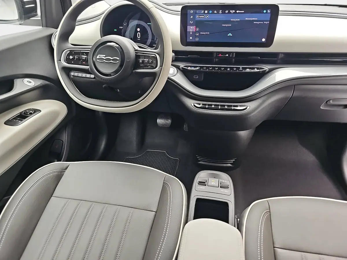 FIAT 500 ELEKTRO 42 KWH LA PRIMA MJ26