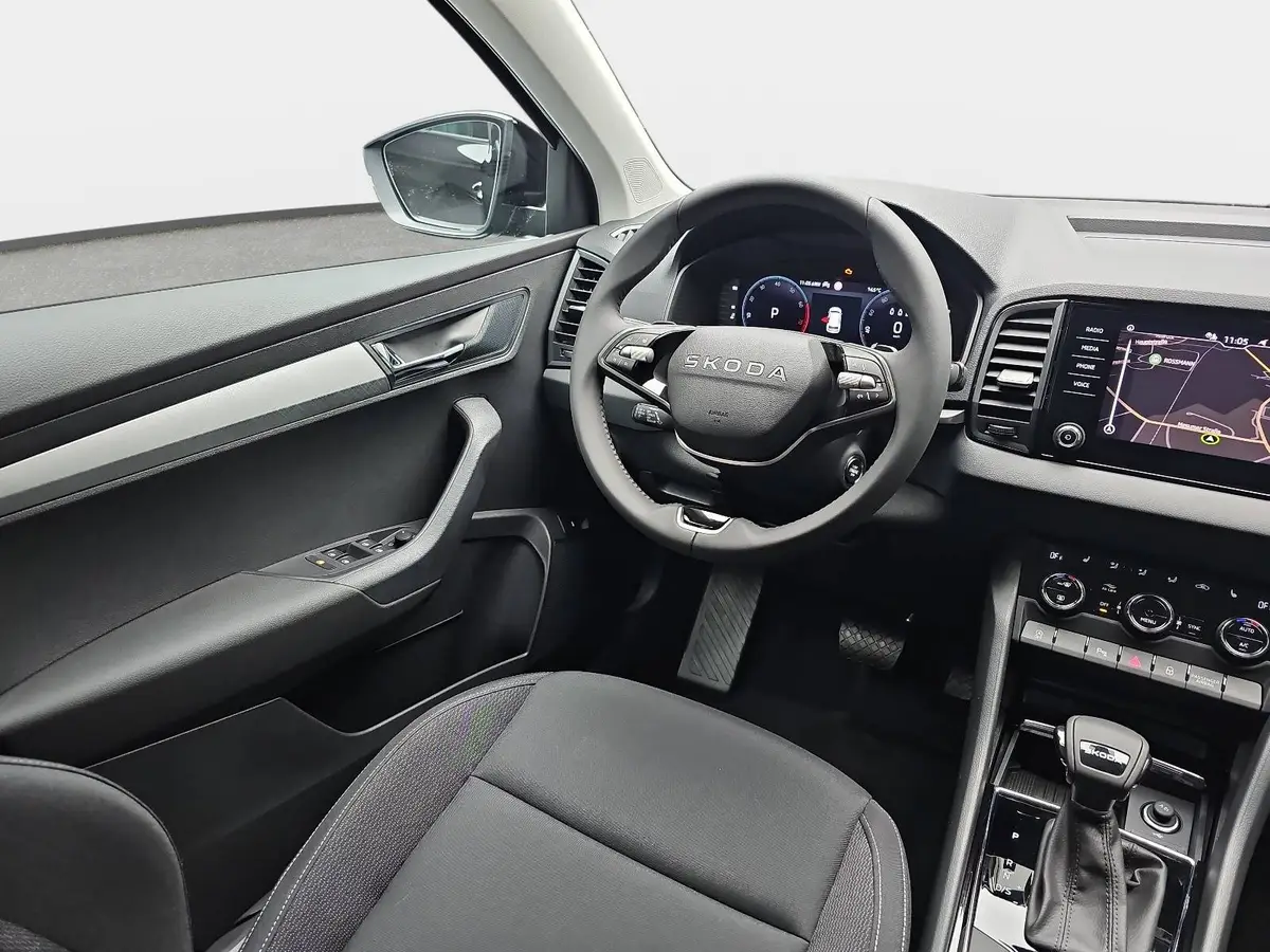 SKODA KAROQ 1.5 TSI DSG SELECTION NAVI LED ACC WINTER KAMERA A