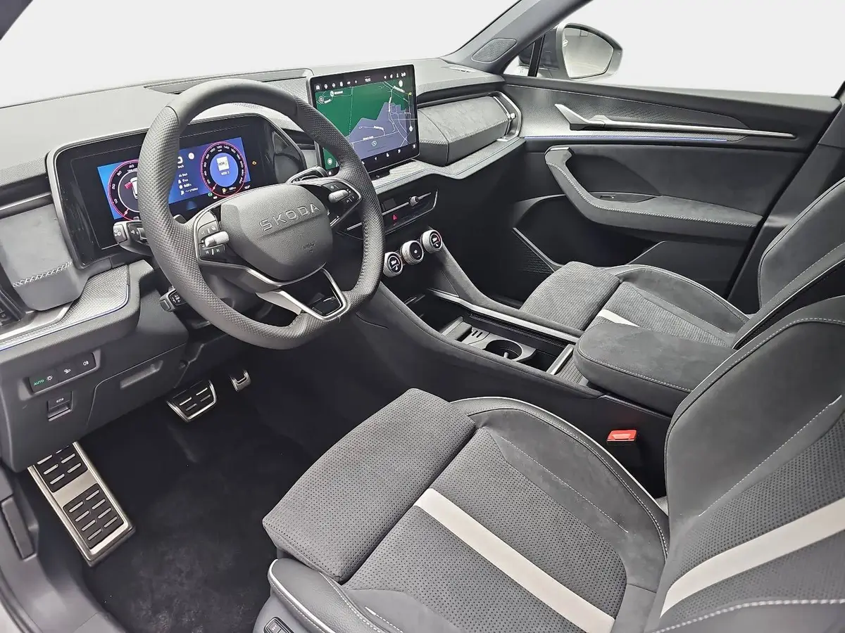 SKODA KODIAQ 1.5 TSI DSG SPORTLINE NAVI MATRIX ACC 7-S KAMERA A