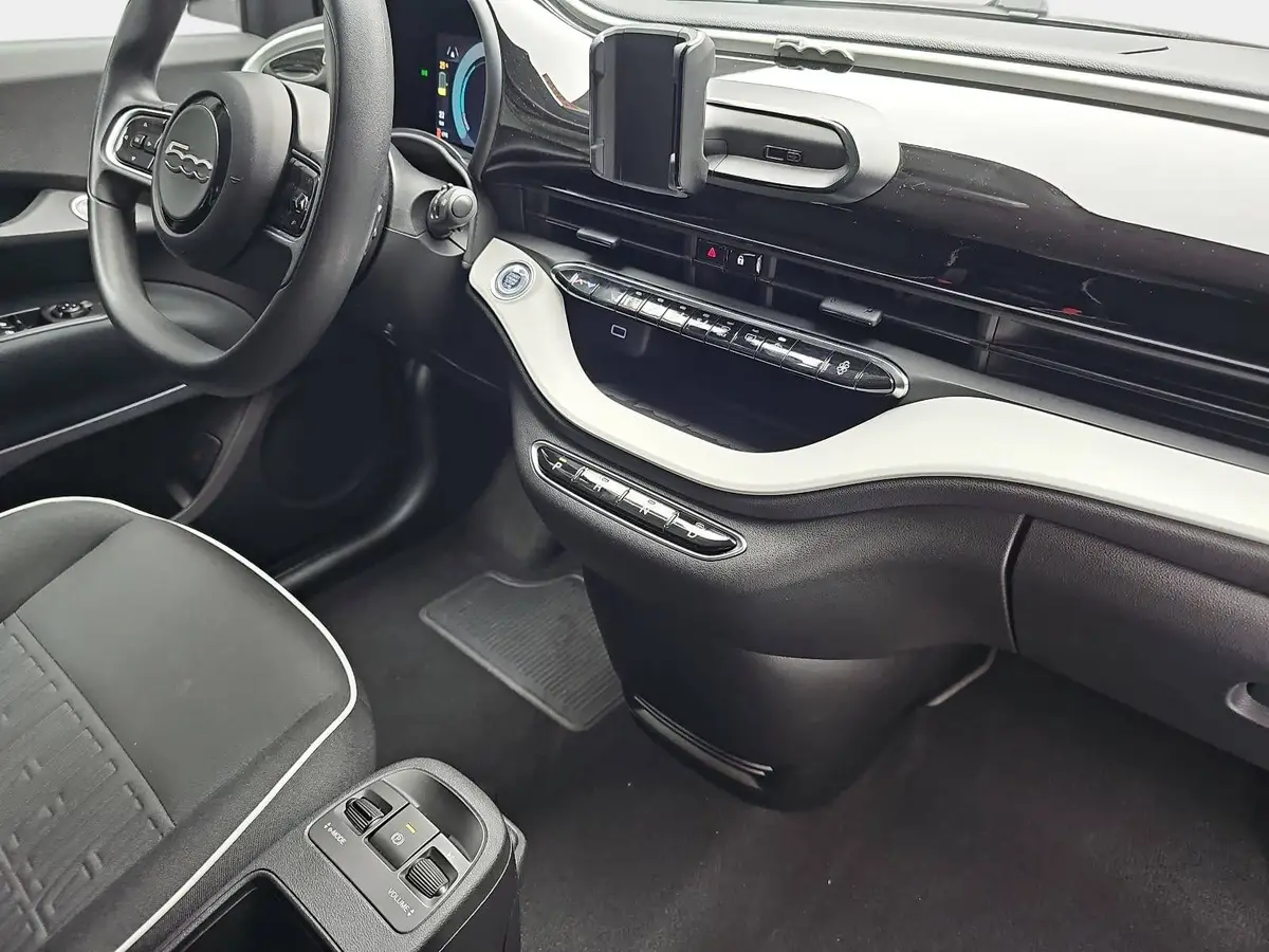 FIAT 500 ELEKTRO 23.8 KWH ACTION