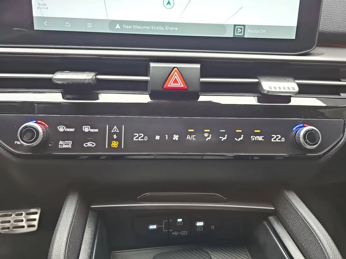 KIA SPORTAGE 1.6 T-GDI 150 2WD DCT GT-LINE MJ26 SCHW. DACH DRIVEWISE GLASDACH SOUND